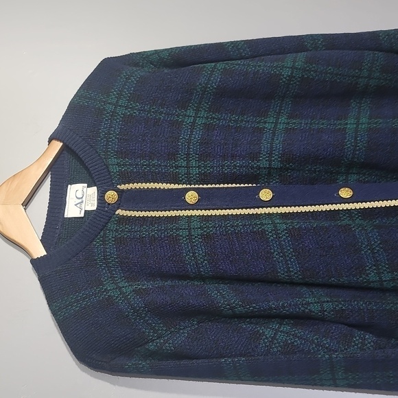 VINTAGE 80's American Collection Plaid Navy Green Grandma Core Cardigan Sweater - Picture 2 of 8